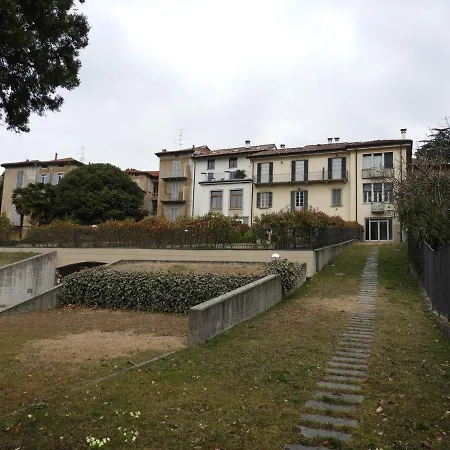 Maghetti - Modernized Flat In Historic Palazzo In The Center Of