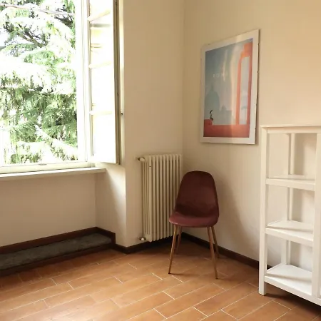Maghetti - Modernized Flat In Historic Palazzo In The Center Of Apartment Luino