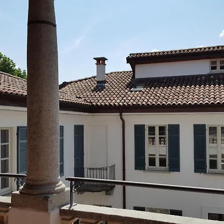 Maghetti - Modernized Flat In Historic Palazzo In The Center Of Appartement