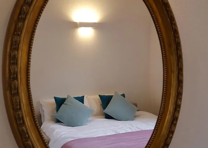 Maghetti - Modernized Flat In Historic Palazzo In The Center Of Daire *