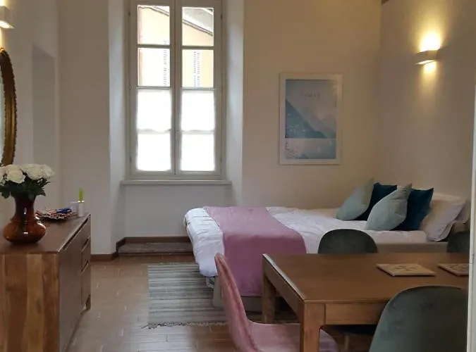 Apartamento Maghetti - Modernized Flat In Historic Palazzo In The Center Of