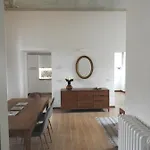Apartment Maghetti - Modernized Flat In Historic Palazzo In The Center Of