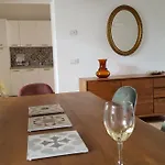 Maghetti - Modernized Flat In Historic Palazzo In The Center Of * Luino