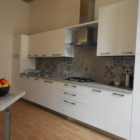 Appartement Maghetti - Modernized Flat In Historic Palazzo In The Center Of *