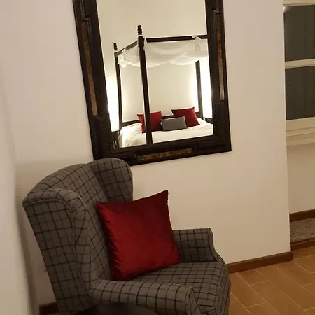 Maghetti - Modernized Flat In Historic Palazzo In The Center Of *